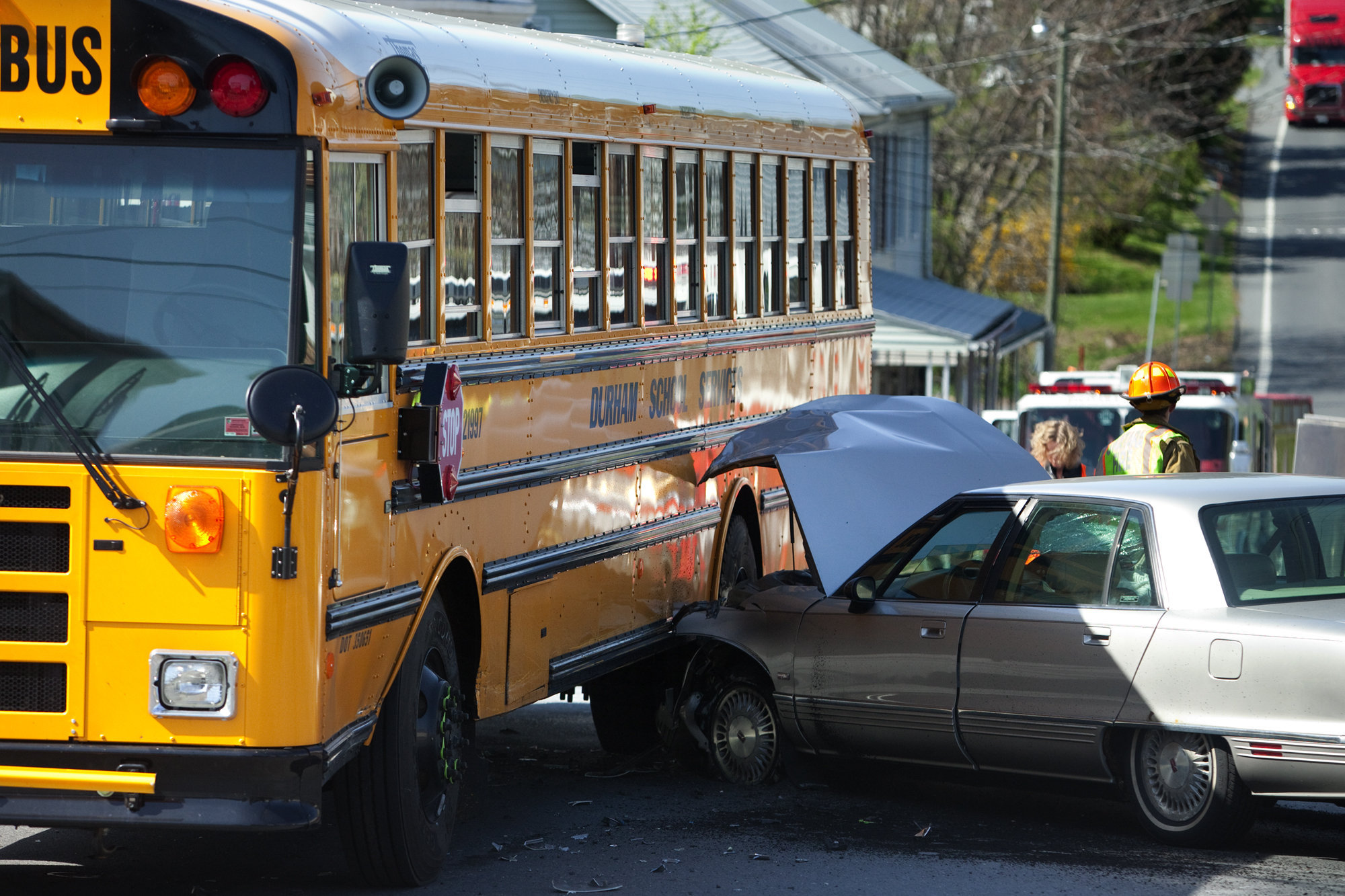 What You Need to Know About Bus and Truck Accidents